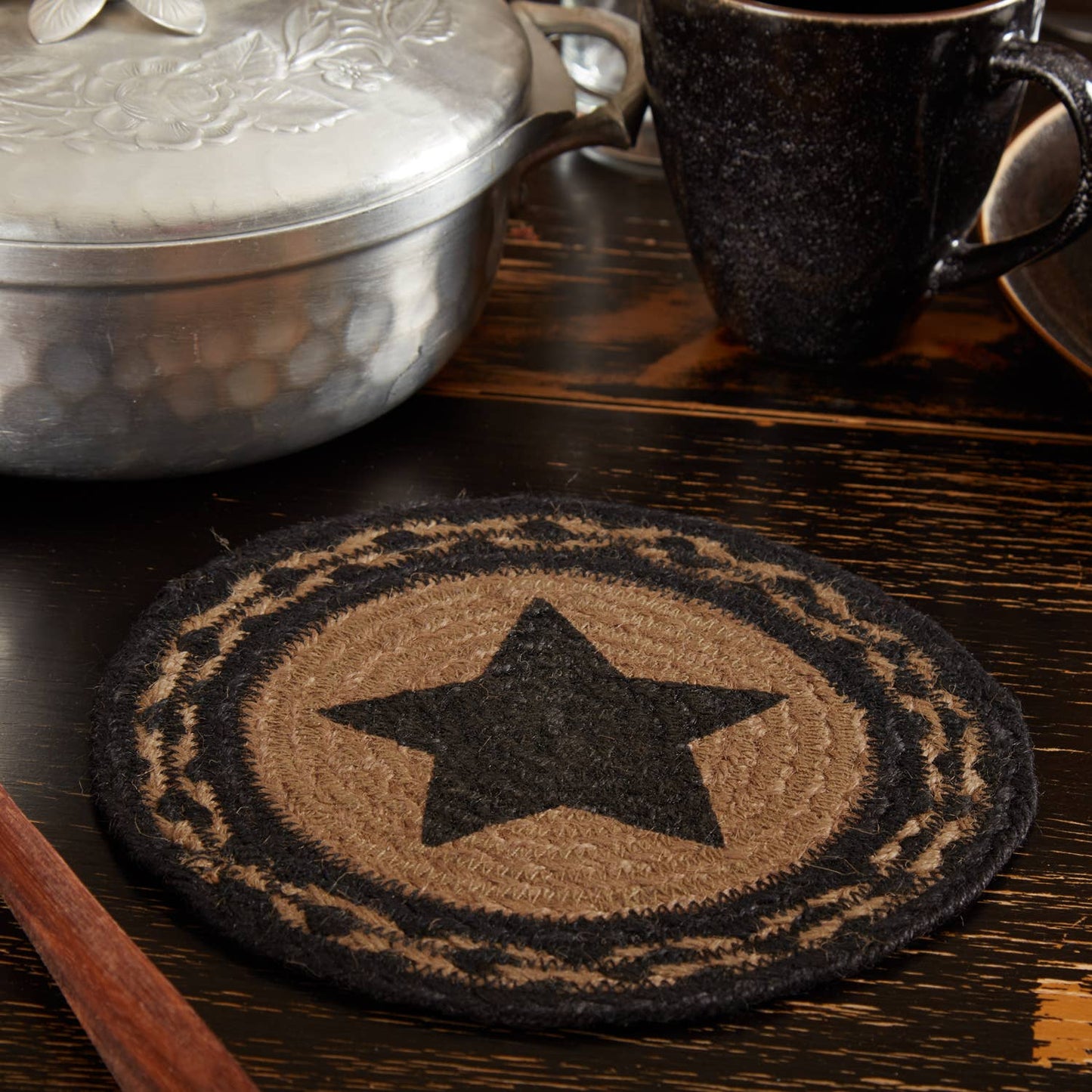 Farmhouse Stencil Star Jute Trivet