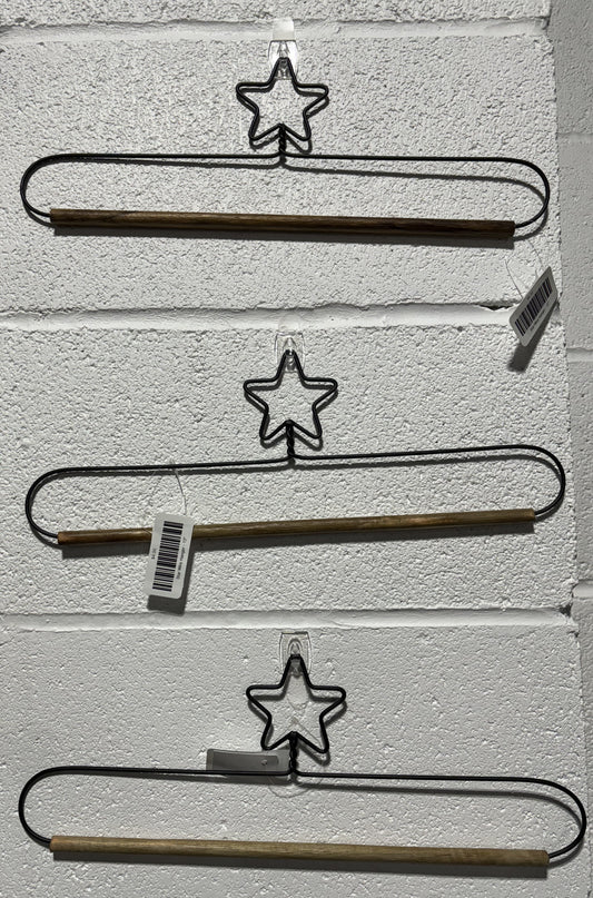 13" Star Wire Hanger